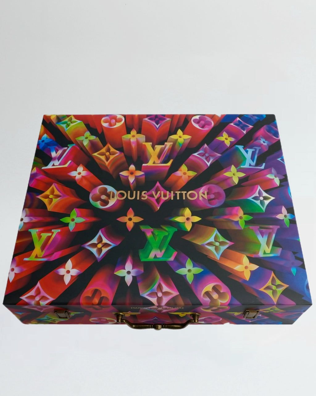 Wine glasses and decantor set